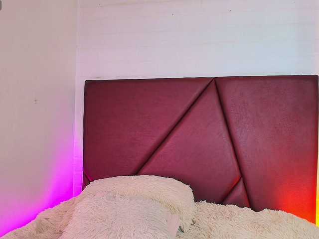 Lexi-Howard- live webcam show