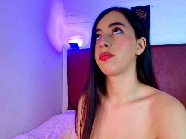 Lexi-Howard- webcam