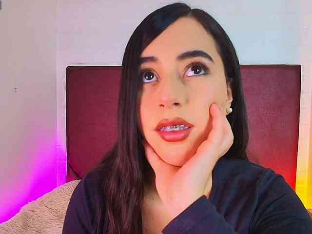 Lexi-Howard- webcam