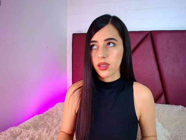 Lexi-Howard- webcam