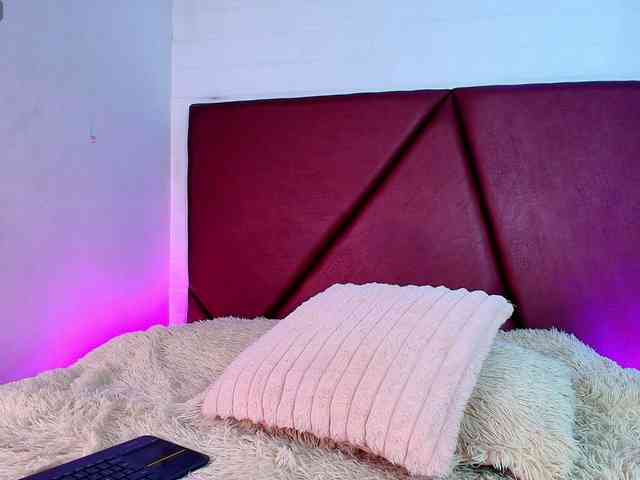 Lexi-Howard- webcam