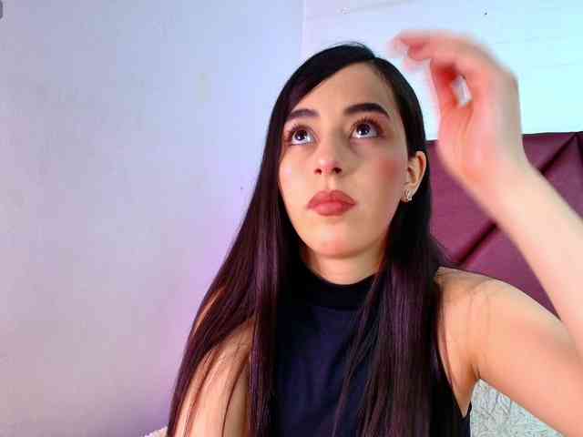 Lexi-Howard- webcam