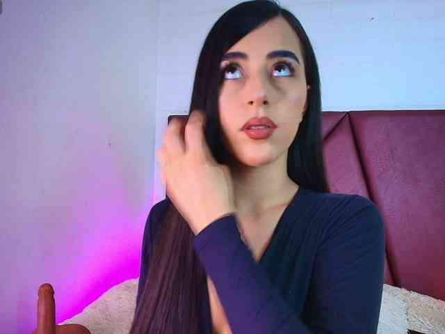 Lexi-Howard- webcam