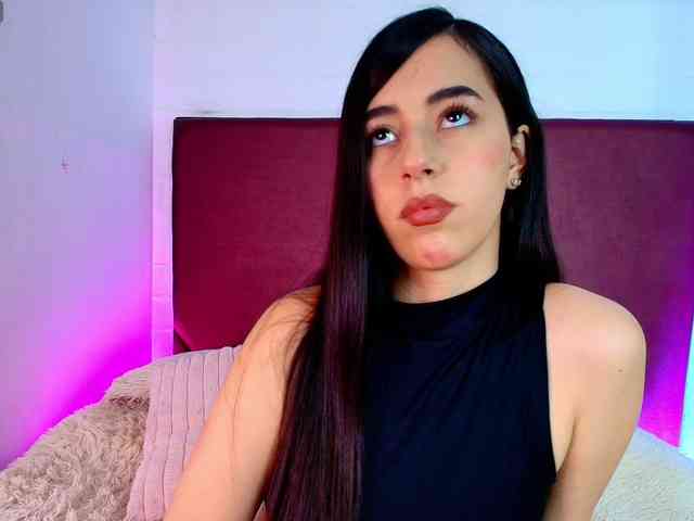 Lexi-Howard- webcam