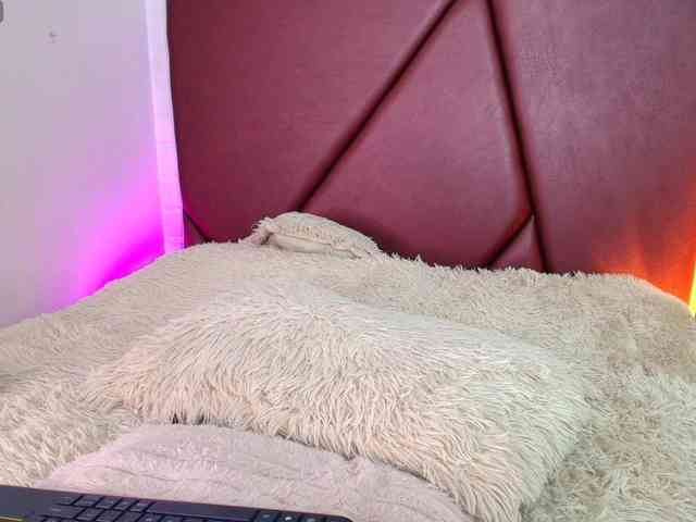 Lexi-Howard- webcam