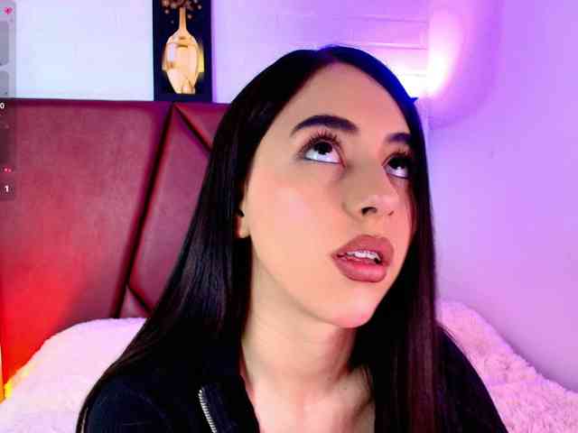 Lexi-Howard- webcam