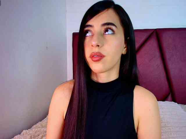 Lexi-Howard- webcam
