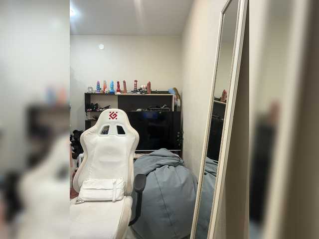 Honey_buns live webcam show