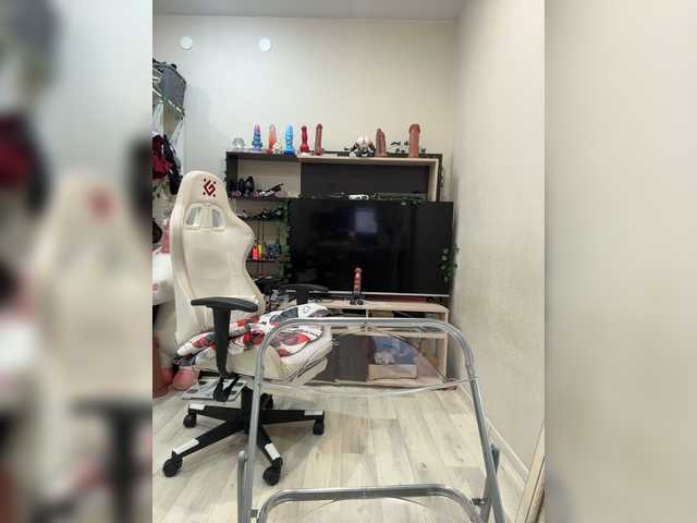 YoloLove live webcam show