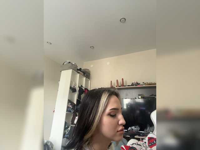 Honey_buns live cam