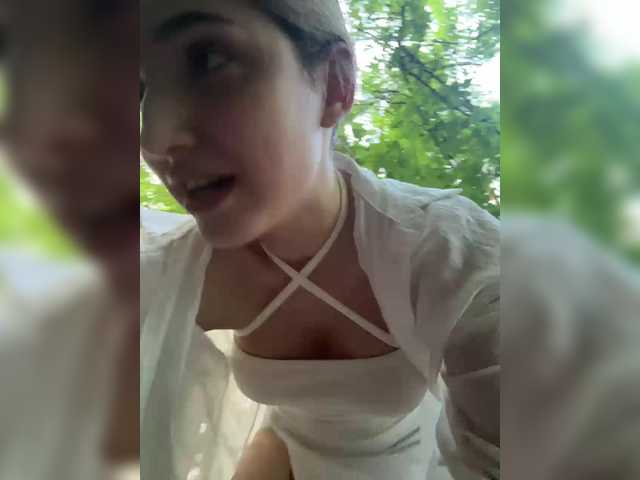 go to chat with Honey_buns