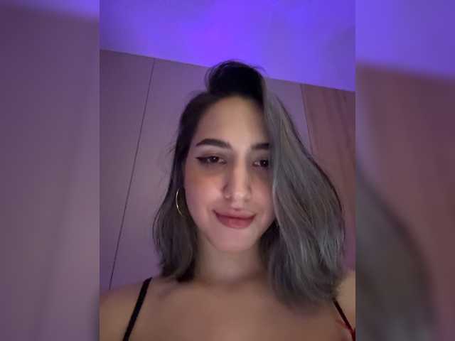 Live трансляция Honey_buns - slutnetki.online