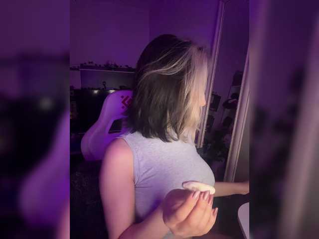 Live трансляция Honey_buns - slutnetki.online