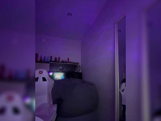 YoloLoveDicks preview