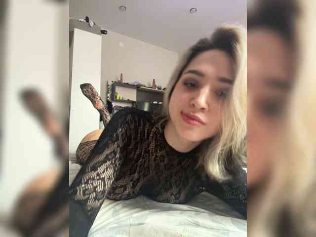 Honey_buns webcam