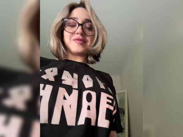 Honey_buns webcam