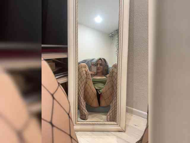 Honey_buns webcam