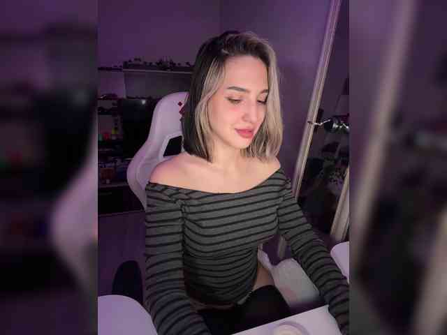 Honey_buns webcam
