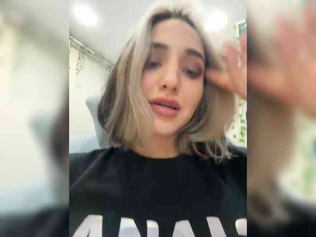 Honey_buns webcam