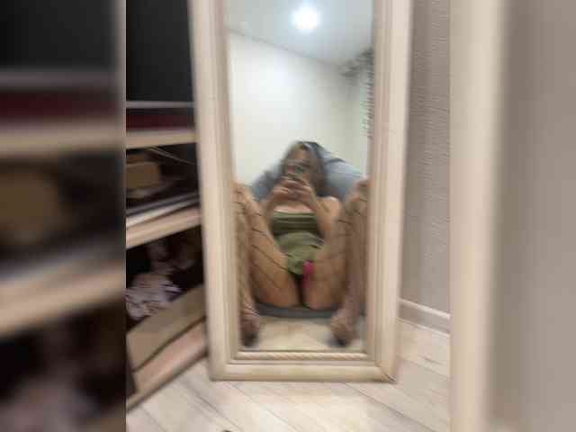 Honey_buns webcam