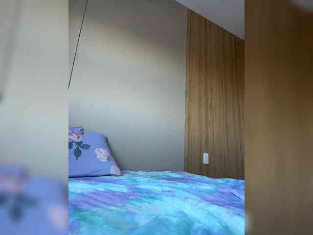 Honey_buns webcam
