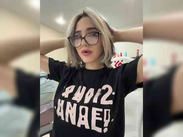Honey_buns webcam