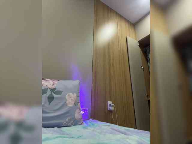 Honey_buns webcam