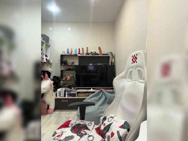 Honey_buns's cam show statistics and live stream