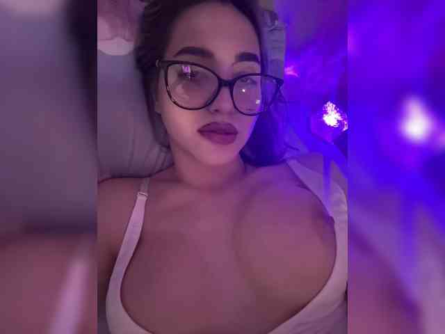 Honey_buns webcam