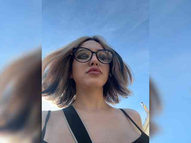 Honey_buns webcam