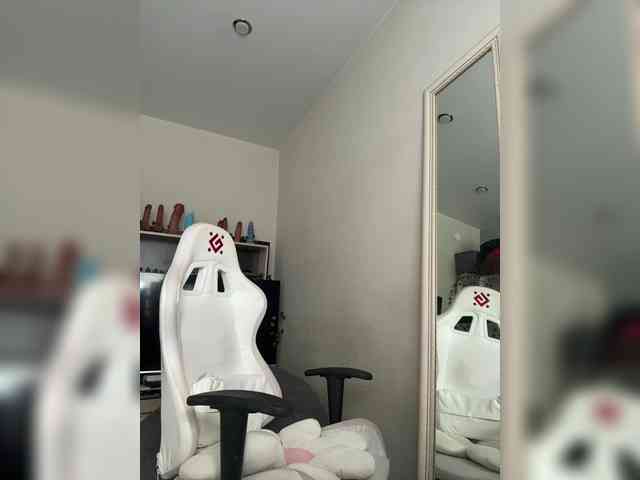Honey_buns webcam
