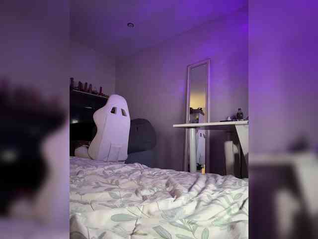 Honey_buns webcam
