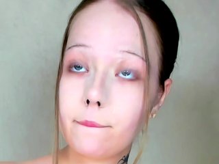 MelMooon Porn Show