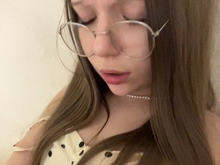 MelMooon Porn Show