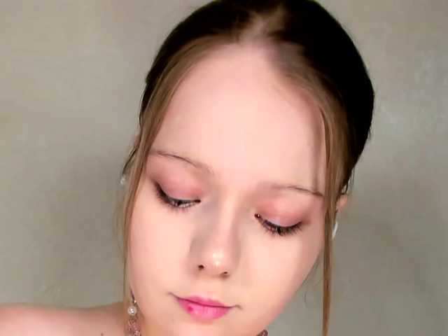MelMooon live cam on BongaCams