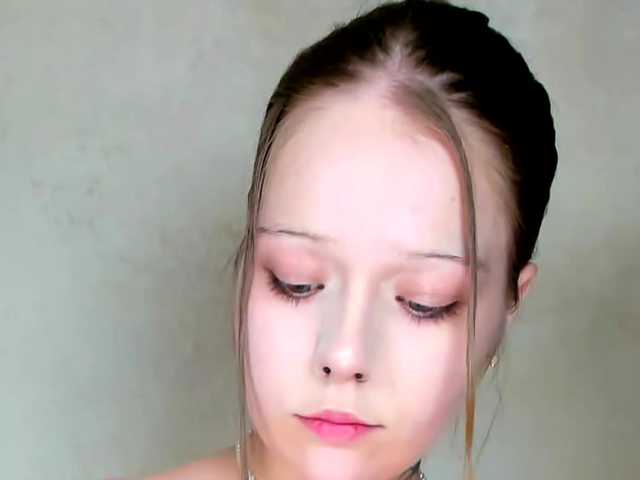 MelMooon live cam on BongaCams