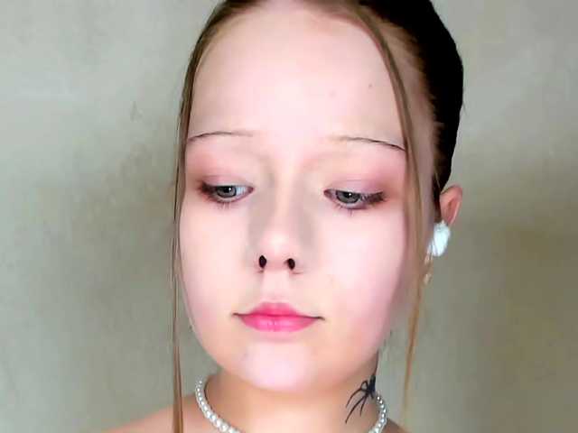 MelMooon live cam on BongaCams
