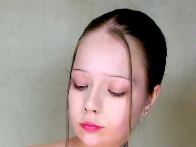 MelMooon live cam on BongaCams