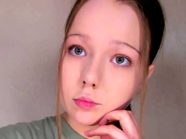 MelMooon live cam on BongaCams