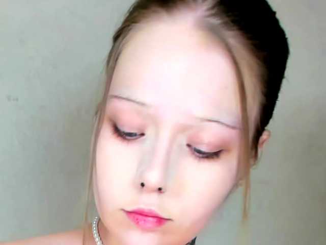 MelMooon live cam on BongaCams