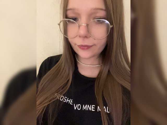 MelMooon live cam on BongaCams