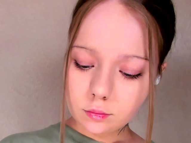 MelMooon live cam on BongaCams