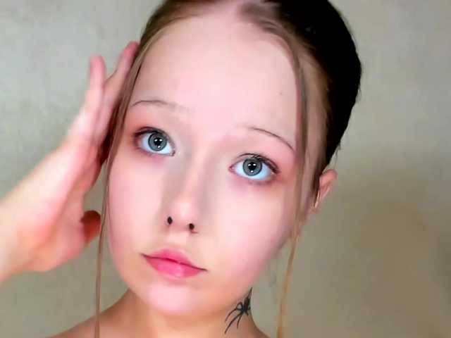 MelMooon live cam on BongaCams