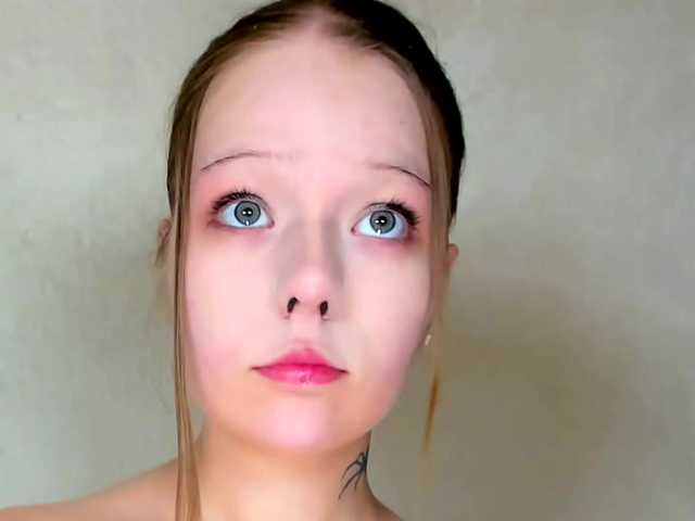 MelMooon live cam on BongaCams
