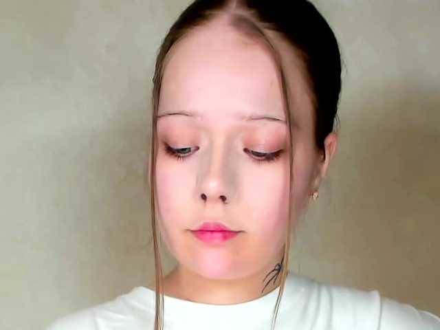MelMooon live cam on BongaCams