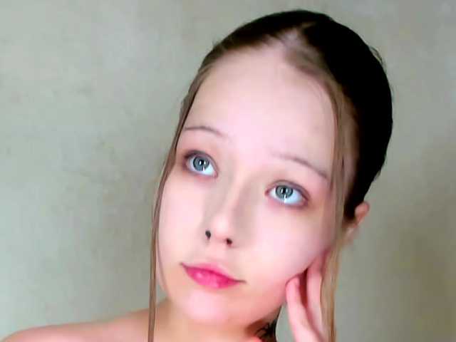 MelMooon live cam on BongaCams