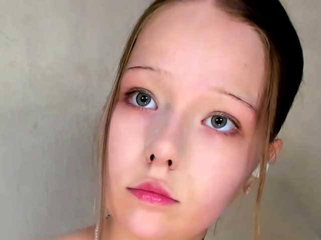MelMooon live cam on BongaCams