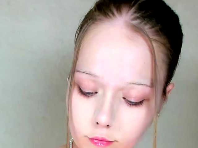MelMooon live cam on BongaCams