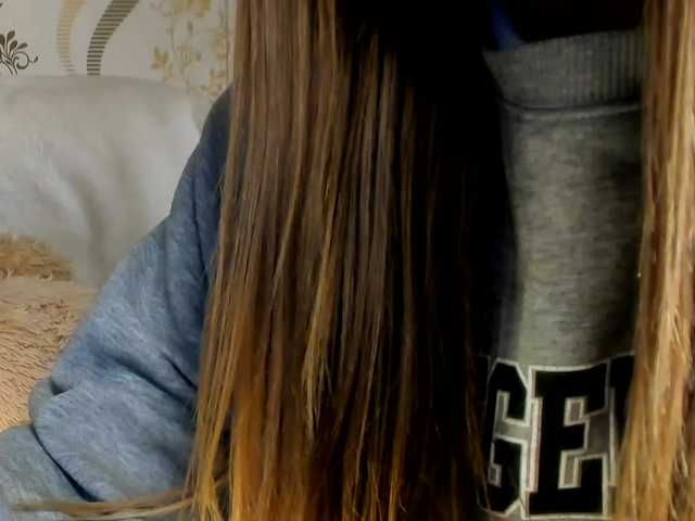 MelMooon's BongaCams show and profile