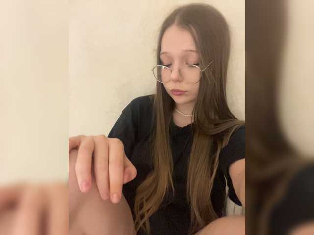 MelMooon live cam on BongaCams